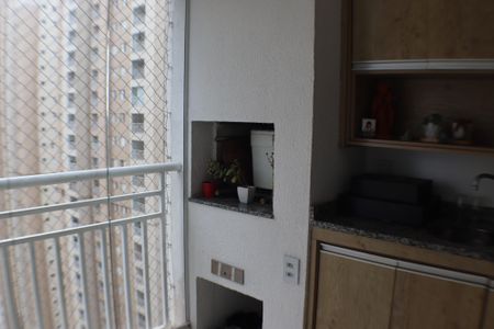 Apartamento à venda com 85m², 3 quartos e 2 vagas Apartamento à venda com 85m², 3 quartos e 2 vagasVaranda