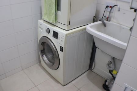 Apartamento à venda com 85m², 3 quartos e 2 vagas Apartamento à venda com 85m², 3 quartos e 2 vagasÁrea de Serviço