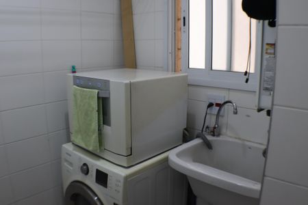 Apartamento à venda com 85m², 3 quartos e 2 vagas Apartamento à venda com 85m², 3 quartos e 2 vagasÁrea de Serviço