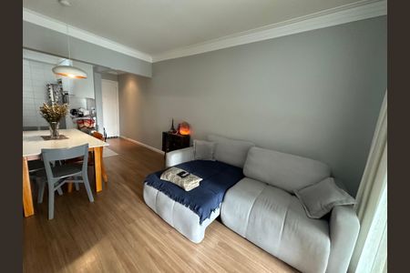 Sala de apartamento à venda com 3 quartos, 85m² em Jardim Tupanci, Barueri