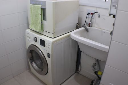 Apartamento à venda com 85m², 3 quartos e 2 vagas Apartamento à venda com 85m², 3 quartos e 2 vagasÁrea de Serviço