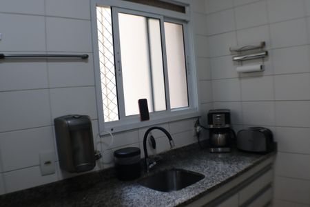 Apartamento à venda com 85m², 3 quartos e 2 vagas Apartamento à venda com 85m², 3 quartos e 2 vagasCozinha