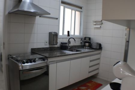 Apartamento à venda com 85m², 3 quartos e 2 vagas Apartamento à venda com 85m², 3 quartos e 2 vagasCozinha