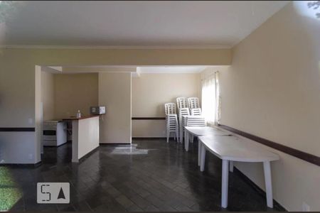 Apartamento à venda com 69m², 3 quartos e 1 vaga Apartamento à venda com 69m², 3 quartos e 1 vagaÁrea comum - Salão de festas