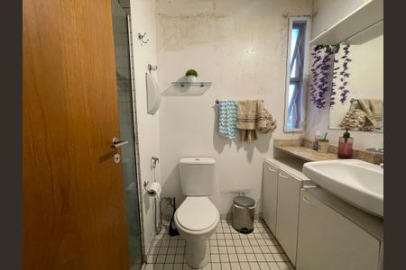 Apartamento à venda com 69m², 3 quartos e 1 vaga Apartamento à venda com 69m², 3 quartos e 1 vagaBanheiro Social