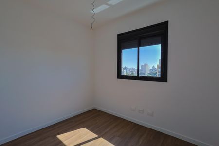 Apartamento à venda com 85m², 3 quartos e 2 vagasQuarto 