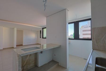 Apartamento à venda com 85m², 3 quartos e 2 vagasCozinha