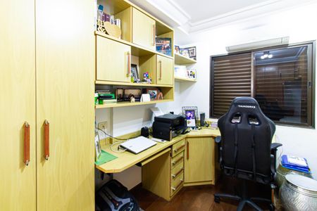 Apartamento à venda com 264m², 4 quartos e 6 vagas Apartamento à venda com 264m², 4 quartos e 6 vagasQuarto 3