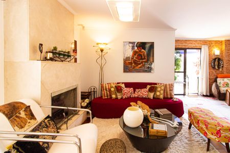 Apartamento à venda com 264m², 4 quartos e 6 vagas Apartamento à venda com 264m², 4 quartos e 6 vagasÁrea Gourmet - Sala