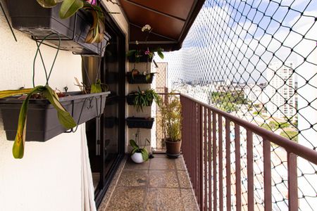 Apartamento à venda com 264m², 4 quartos e 6 vagas Apartamento à venda com 264m², 4 quartos e 6 vagasÁrea Gourmet - Varanda