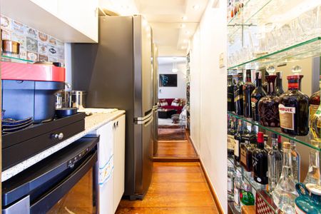 Apartamento à venda com 264m², 4 quartos e 6 vagas Apartamento à venda com 264m², 4 quartos e 6 vagasÁrea Gourmet