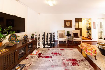 Apartamento à venda com 264m², 4 quartos e 6 vagas Apartamento à venda com 264m², 4 quartos e 6 vagasÁrea Gourmet - Sala