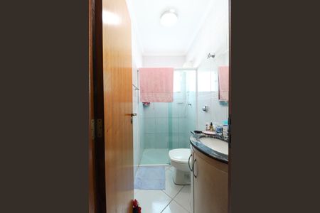 Casa à venda com 153m², 3 quartos e 4 vagas Casa à venda com 153m², 3 quartos e 4 vagasBanheiro Suíte