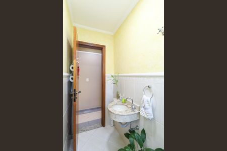 Casa à venda com 153m², 3 quartos e 4 vagas Casa à venda com 153m², 3 quartos e 4 vagasLavabo