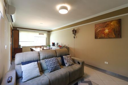 Casa à venda com 153m², 3 quartos e 4 vagas Casa à venda com 153m², 3 quartos e 4 vagasSala