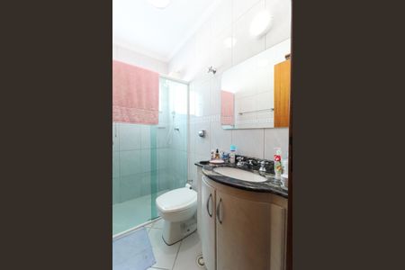 Casa à venda com 153m², 3 quartos e 4 vagas Casa à venda com 153m², 3 quartos e 4 vagasBanheiro Suíte