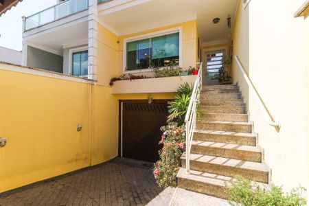 Casa à venda com 153m², 3 quartos e 4 vagas Casa à venda com 153m², 3 quartos e 4 vagasÁrea comum