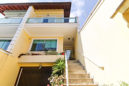 Casa à venda com 153m², 3 quartos e 4 vagas Casa à venda com 153m², 3 quartos e 4 vagasÁrea comum