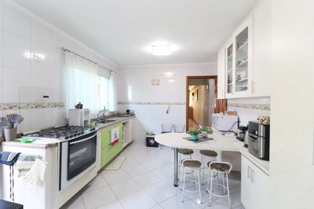 Casa à venda com 153m², 3 quartos e 4 vagas Casa à venda com 153m², 3 quartos e 4 vagasCozinha