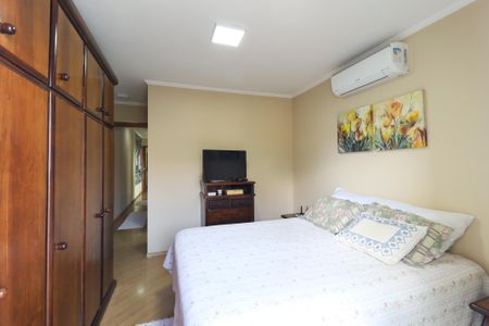 Casa à venda com 153m², 3 quartos e 4 vagas Casa à venda com 153m², 3 quartos e 4 vagasSuíte