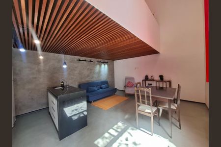 Sala de casa para alugar com 1 quarto, 47m² em Santa Teresa, Rio de Janeiro