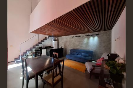 Sala de casa para alugar com 1 quarto, 47m² em Santa Teresa, Rio de Janeiro