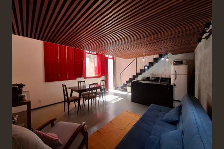 Sala de casa para alugar com 1 quarto, 47m² em Santa Teresa, Rio de Janeiro