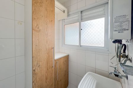 Apartamento à venda com 60m², 2 quartos e 1 vagaÁrea de Serviço