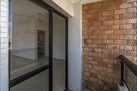 Apartamento para alugar com 83m², 3 quartos e 2 vagasSacada