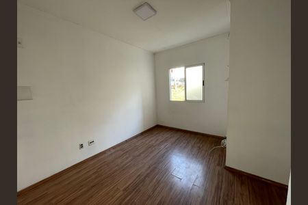 Sala de apartamento para alugar com 2 quartos, 45m² em Jardim Central, Cotia