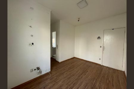 Sala de apartamento para alugar com 2 quartos, 45m² em Jardim Central, Cotia