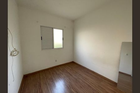 Quarto 2 de apartamento para alugar com 2 quartos, 45m² em Jardim Central, Cotia