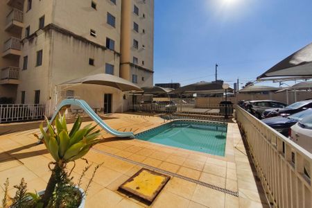 Apartamento à venda com 82m², 3 quartos e 1 vagaÁrea comum - Piscina