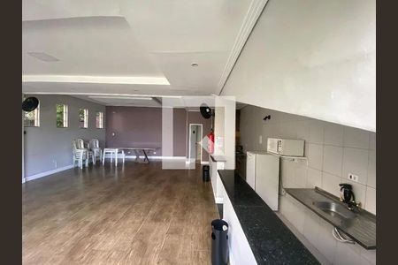 Apartamento à venda com 44m², 2 quartos e sem vagaÁrea comum