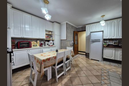 Apartamento à venda com 190m², 3 quartos e 2 vagas Apartamento à venda com 190m², 3 quartos e 2 vagasCozinha