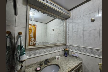 Apartamento à venda com 190m², 3 quartos e 2 vagas Apartamento à venda com 190m², 3 quartos e 2 vagasBanheiro Social