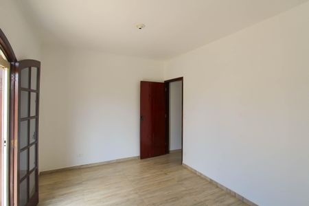 Casa para alugar com 153m², 3 quartos e 2 vagas Casa para alugar com 153m², 3 quartos e 2 vagasSuíte