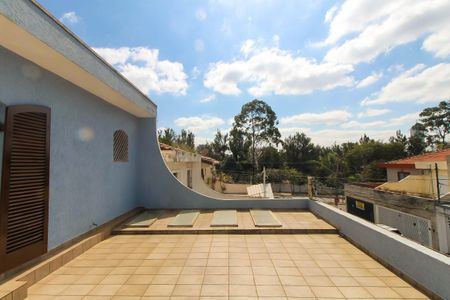 Casa para alugar com 153m², 3 quartos e 2 vagas Casa para alugar com 153m², 3 quartos e 2 vagasVaranda