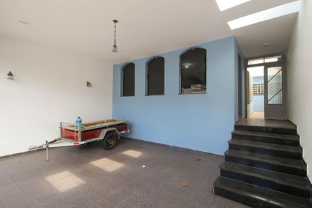 Casa para alugar com 153m², 3 quartos e 2 vagas Casa para alugar com 153m², 3 quartos e 2 vagasGaragem