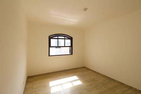 Casa para alugar com 153m², 3 quartos e 2 vagas Casa para alugar com 153m², 3 quartos e 2 vagasQuarto