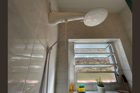 Casa à venda com 244m², 4 quartos e 4 vagas Casa à venda com 244m², 4 quartos e 4 vagasBanheiro 1