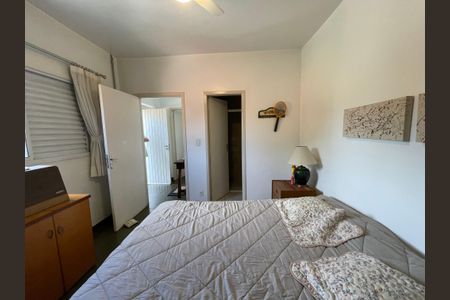 Casa à venda com 244m², 4 quartos e 4 vagas Casa à venda com 244m², 4 quartos e 4 vagasQuarto 7