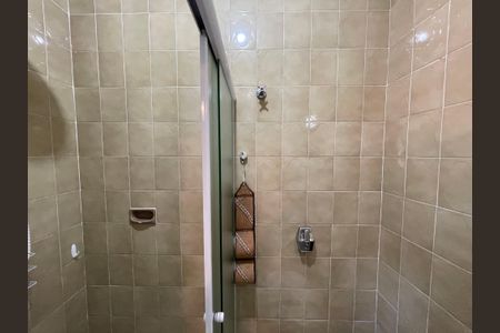 Casa à venda com 244m², 4 quartos e 4 vagas Casa à venda com 244m², 4 quartos e 4 vagasBanheiro 5