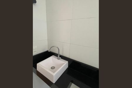 Apartamento à venda com 2 quartos, 40m² em Itaquera, São Paulo