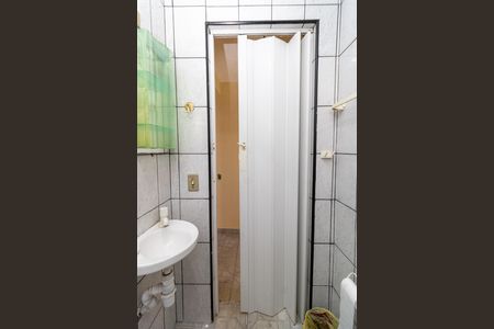 Casa para alugar com 90m², 2 quartos e sem vagaBanheiro