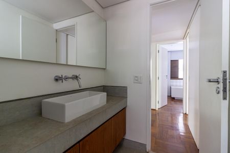 Apartamento à venda com 142m², 3 quartos e 2 vagasBanheiro