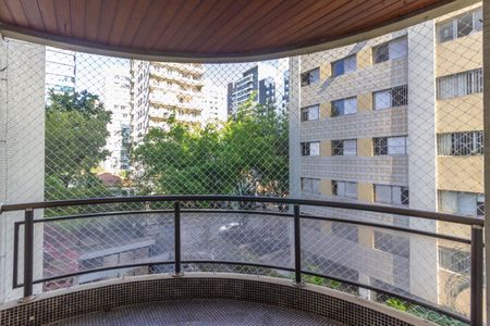 Apartamento à venda com 142m², 3 quartos e 2 vagasVaranda