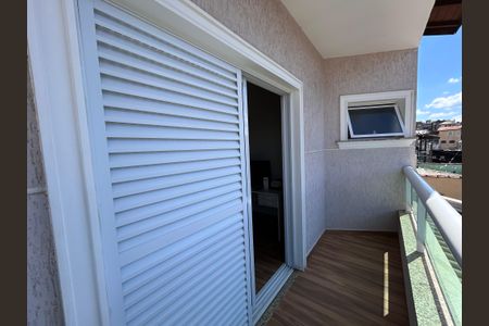 Casa à venda com 250m², 3 quartos e 3 vagasSacada Suíte