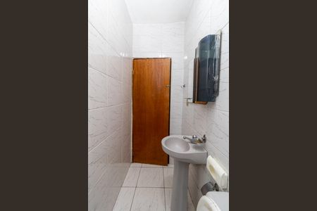 Casa para alugar com 90m², 2 quartos e 1 vaga Casa para alugar com 90m², 2 quartos e 1 vagaBanheiro