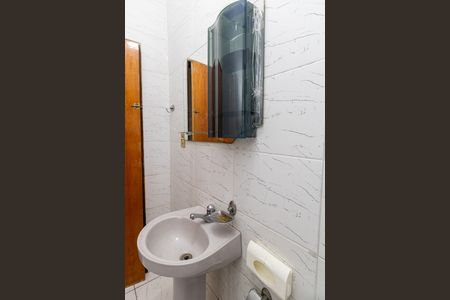 Casa para alugar com 90m², 2 quartos e 1 vaga Casa para alugar com 90m², 2 quartos e 1 vagaBanheiro